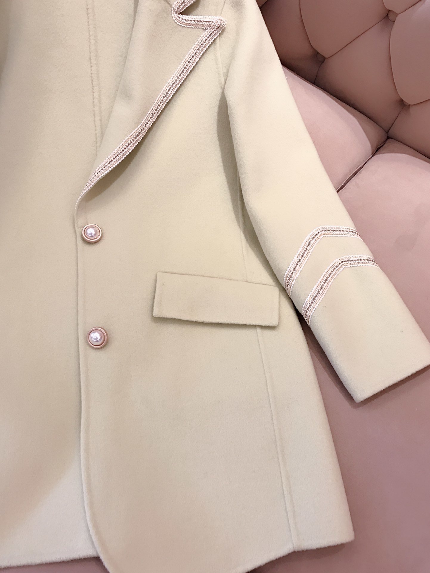 香奈儿大衣新款图片 羊绒大衣外套 CHANEL服装批发市场 - 七七奢侈品