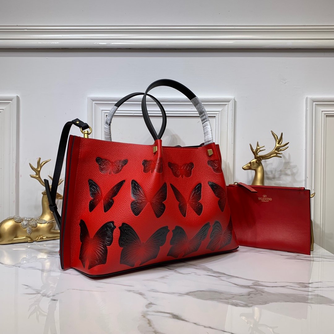品牌:华伦天奴valentino;款式:valentino garavani escape小牛皮购物